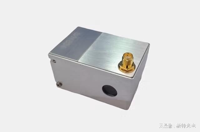 声光偏转器技术综述：原理、性能与应用